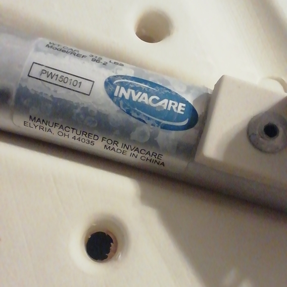 Invacare bathchair in perfect condition - Picture 3 of 3